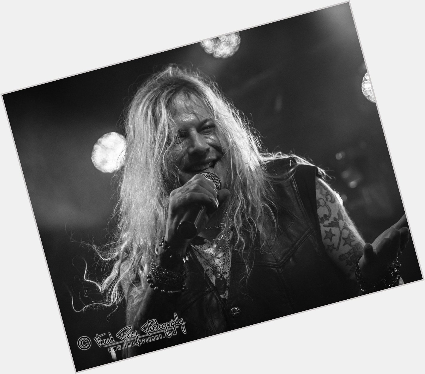 Happy Birthday to one Rocks best frontmen, Ted Poley! 