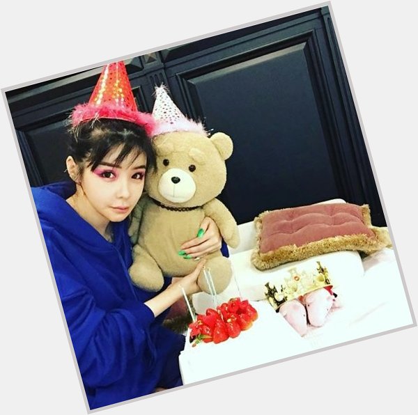  is online!!! Happy Birthday Teddy Park ~  