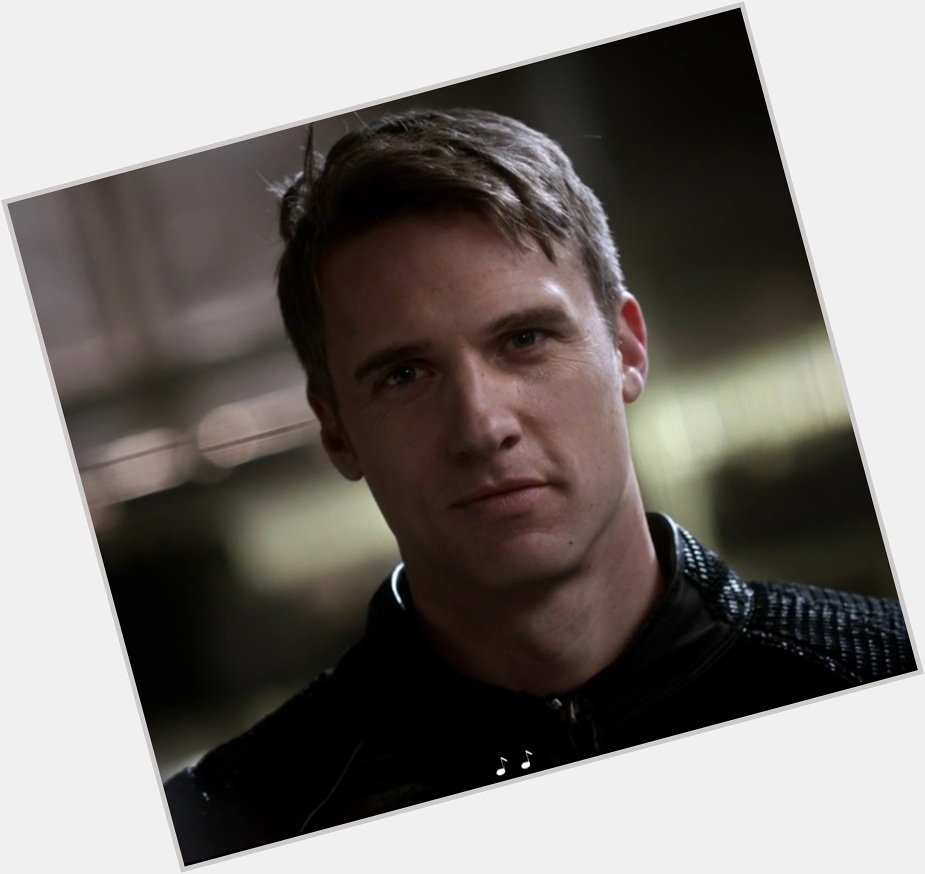 Happy birthday to Teddy Sears, who portrays the Flash\s  fast-moving enemy Zoom (Hunter Zolomon) in the Arrowverse. 