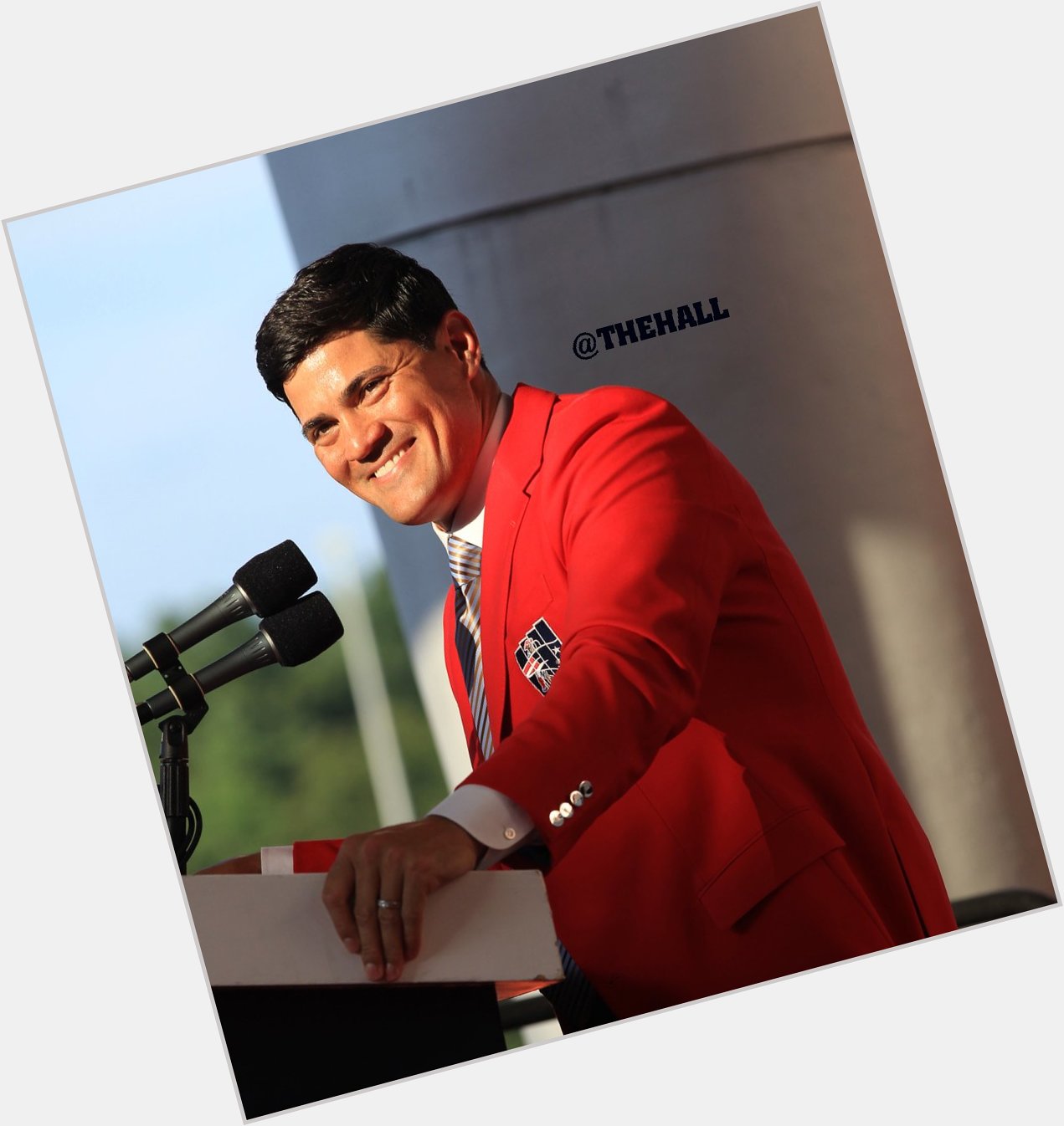 Happy Birthday to 3X Super Bowl Champion and Hall of Famer, Tedy Bruschi! 