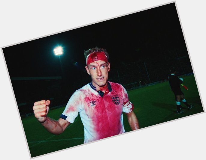 Happy Birthday to legendary England defender Terry Butcher, he turns 57 today! 