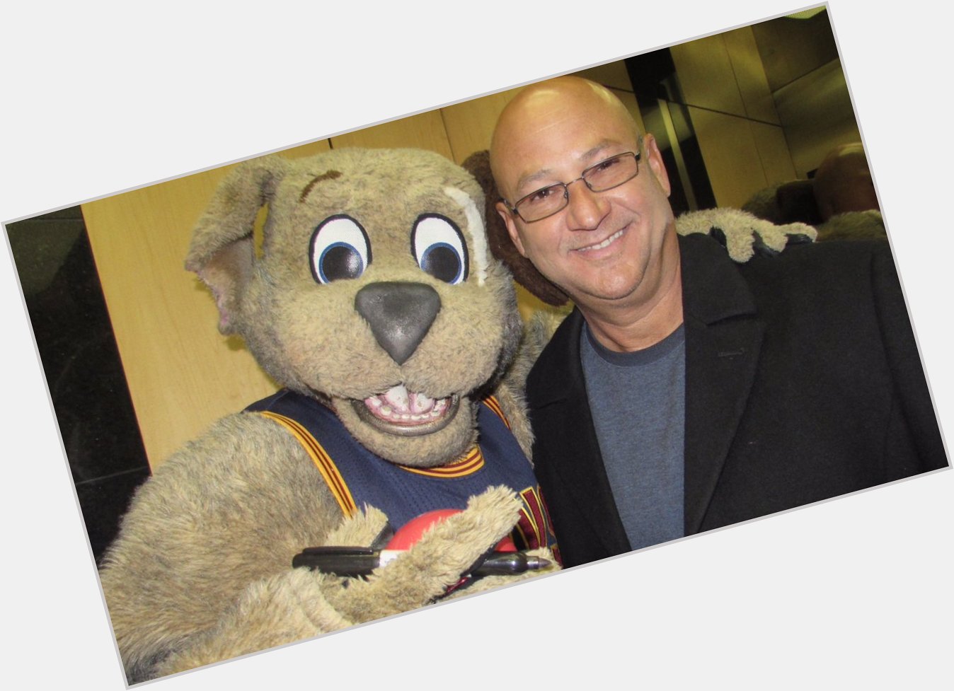 Happy 43rd Birthday to my buddy Terry Francona. Let\s celebrate by beating the White Sox tonight! 