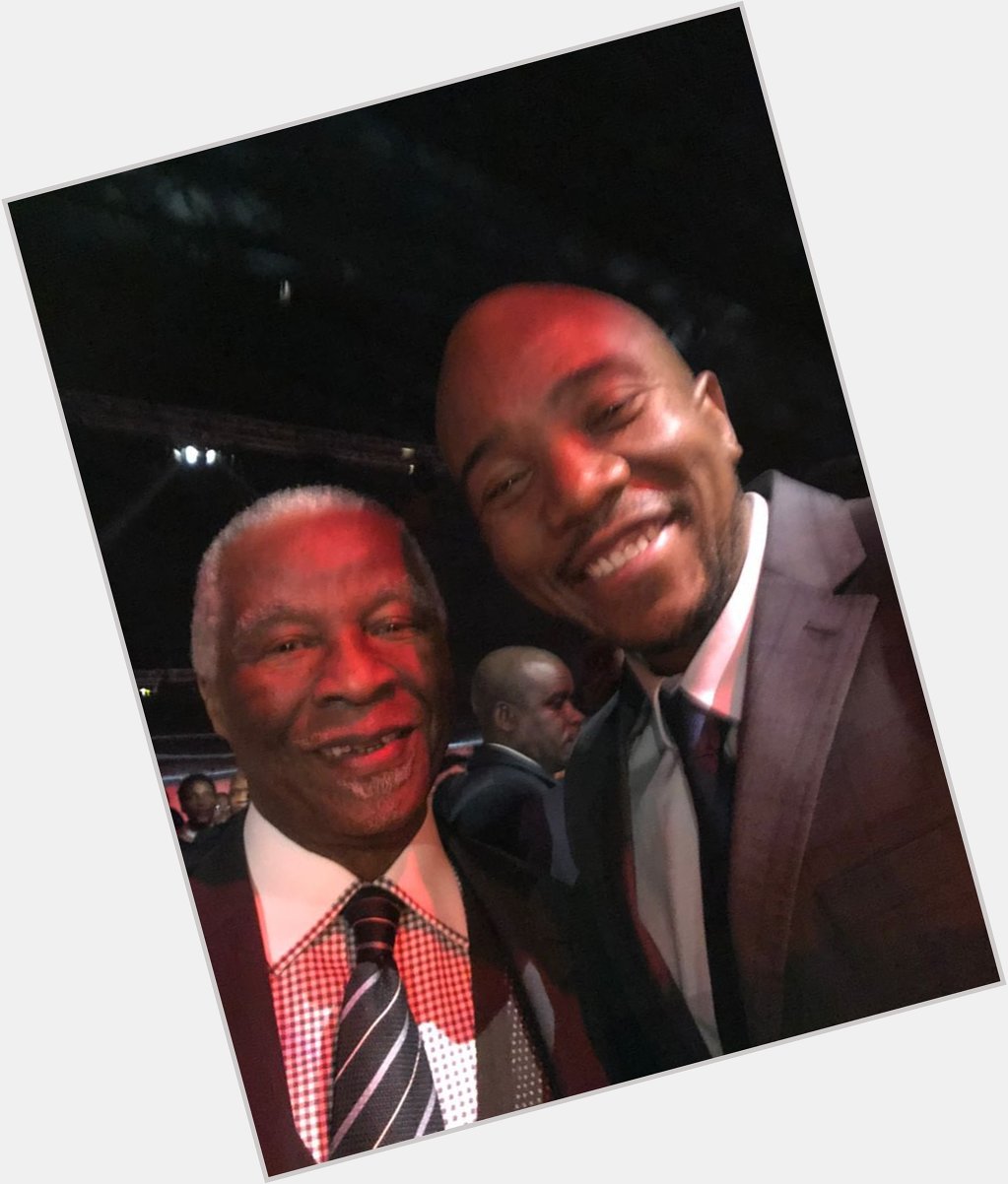 A very happy birthday to former president Thabo Mbeki. 

Modimo a go segofatse tau ka letsatsi le. O gole o gole! 