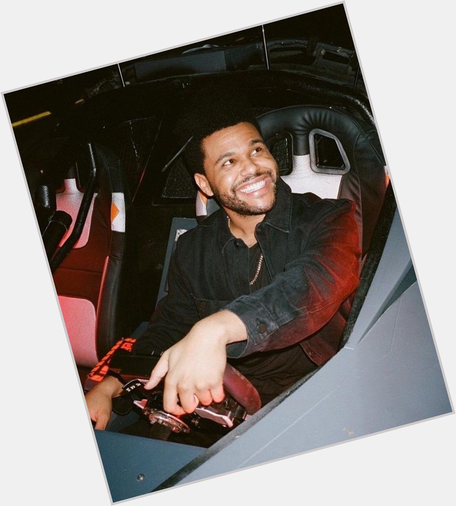 Happy birthday to the weeknd he turns 32 today! 