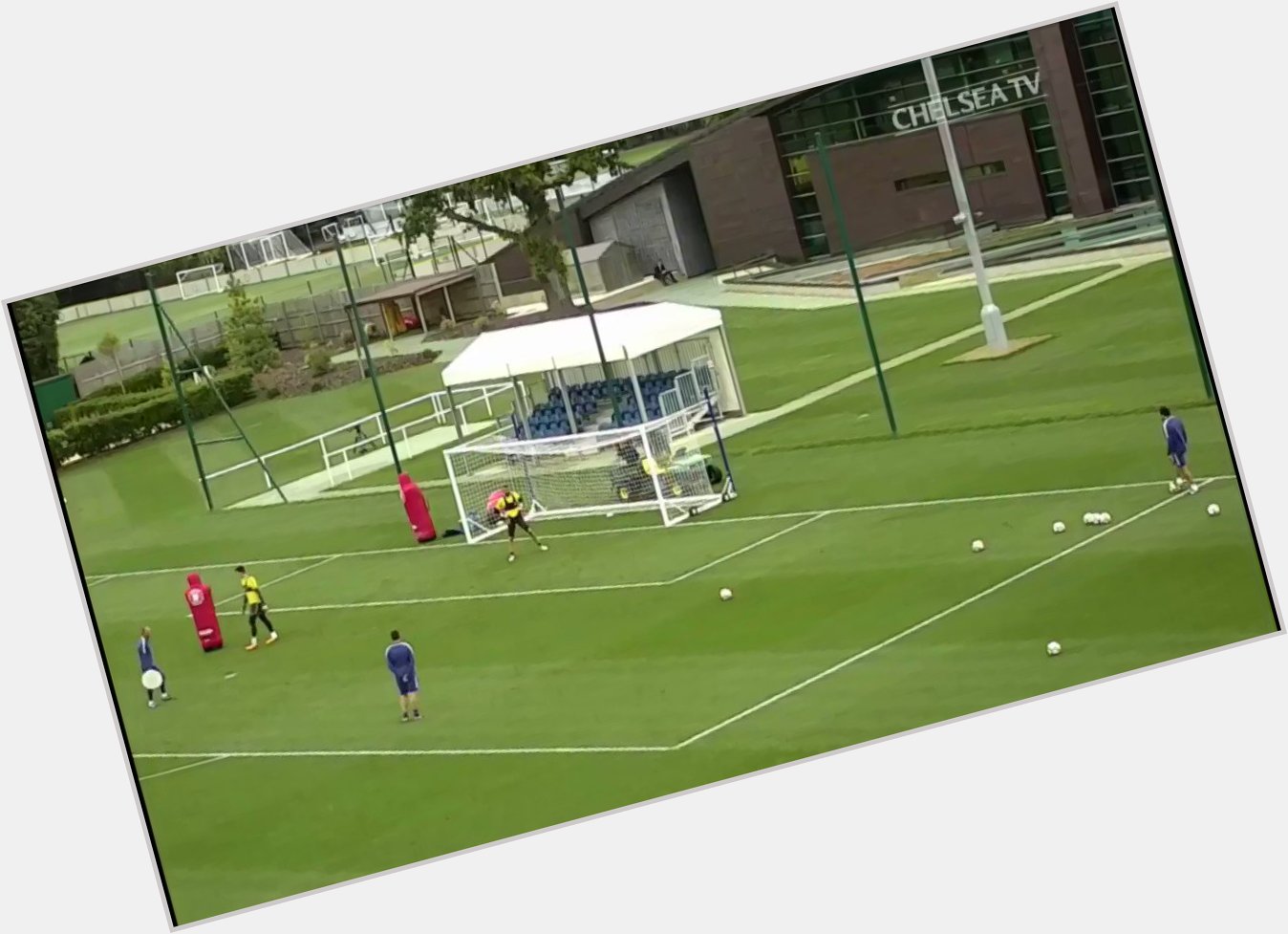 Happy birthday to Thibaut Courtois!   Who remembers this goal and celebration in training? 