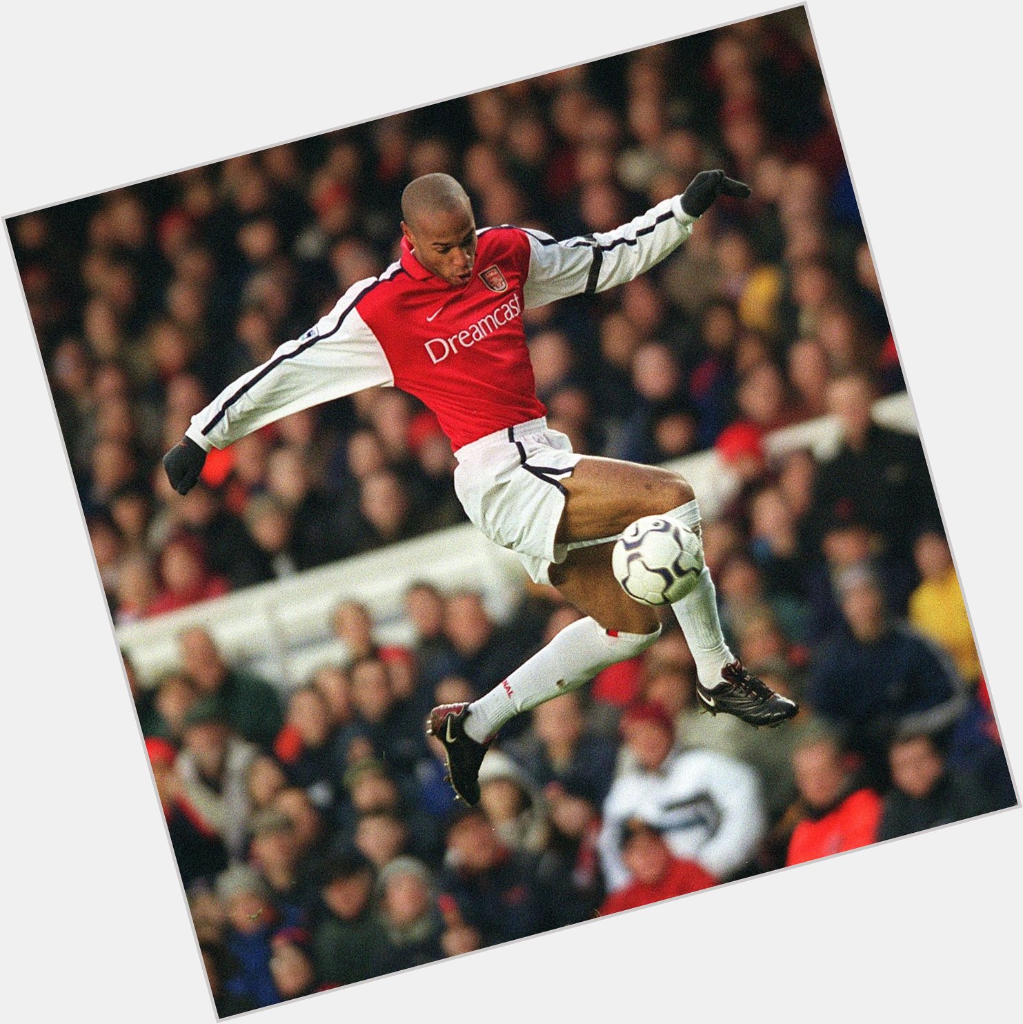 Happy birthday Thierry Henry! One of the best players the has ever seen. 