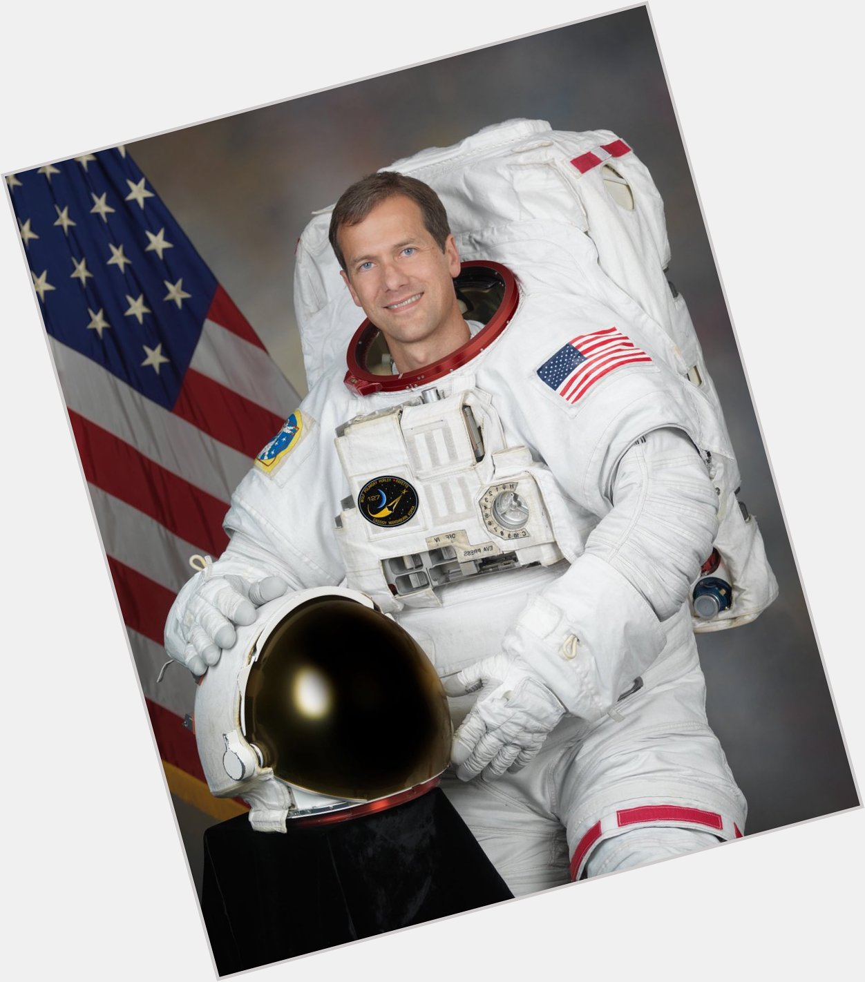 August 29, 1960: Happy Birthday to astronaut, Thomas Marshburn! 