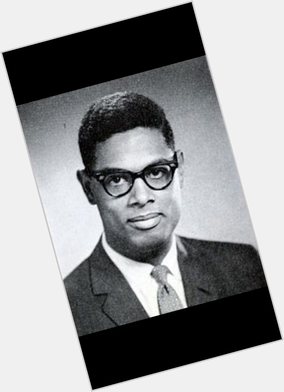 Happy 87th birthday to Thomas Sowell. One of the greatest thinkers in American history. 
