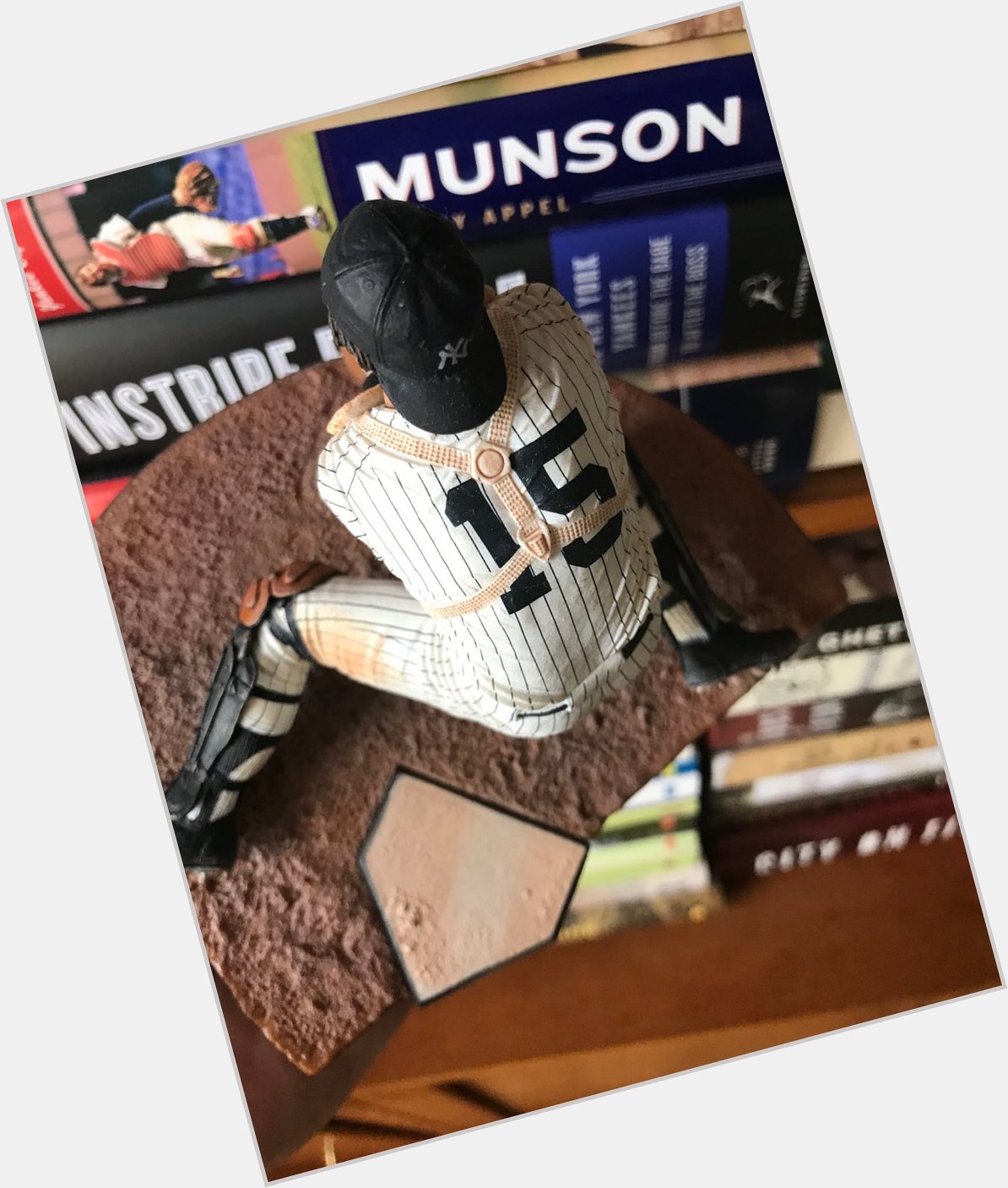 Happy Birthday to Thurman Munson! One of my favorite Yankees growing up, would ve  been 71 years old today. 