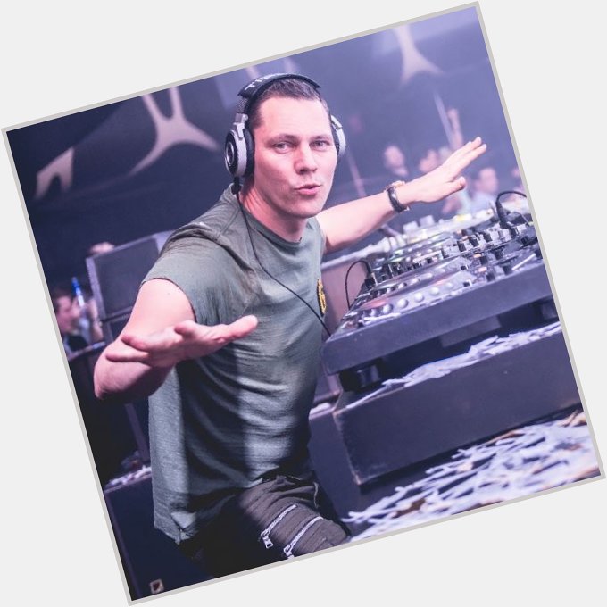 And an especially happy birthday to Joey s favorite DJ, Tiësto! 