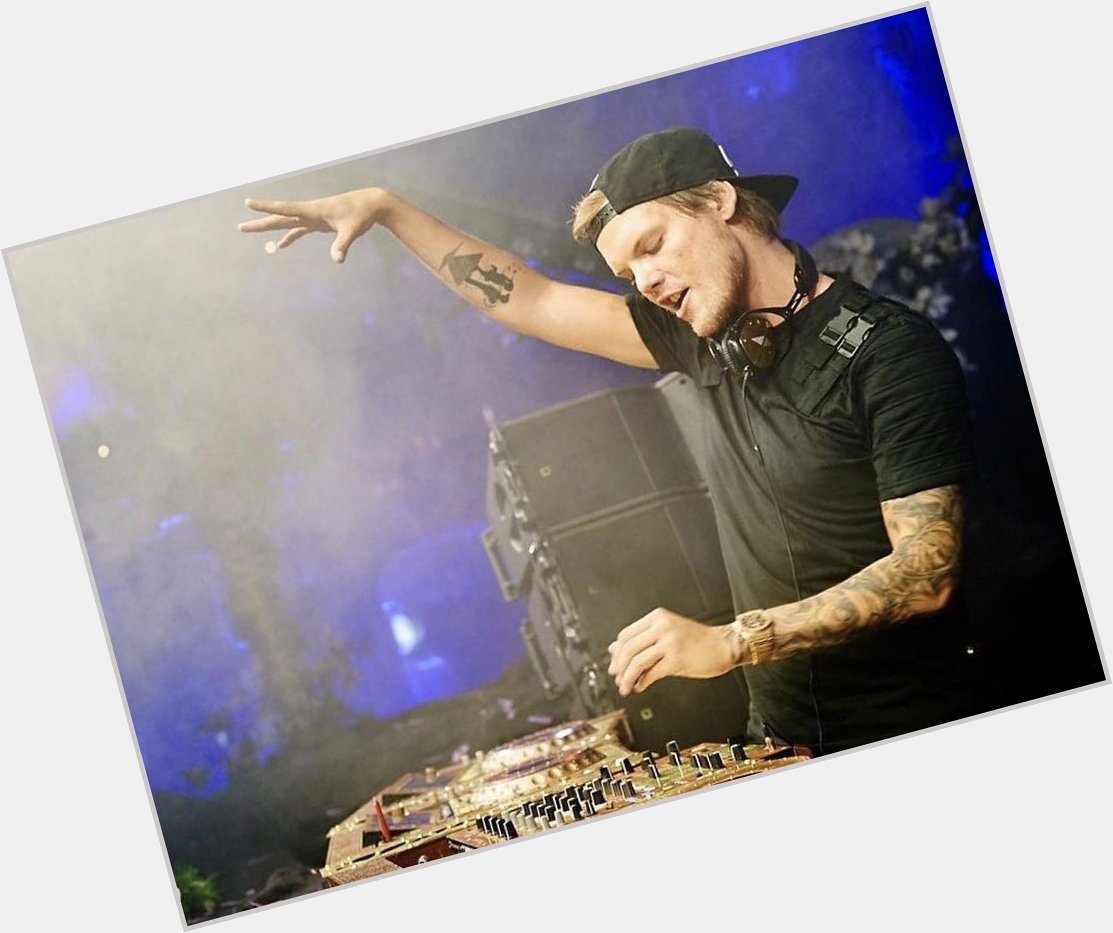 Tim Bergling would\ve been 31 today.

Happy Birthday, Avicii.

1989-Forever.  