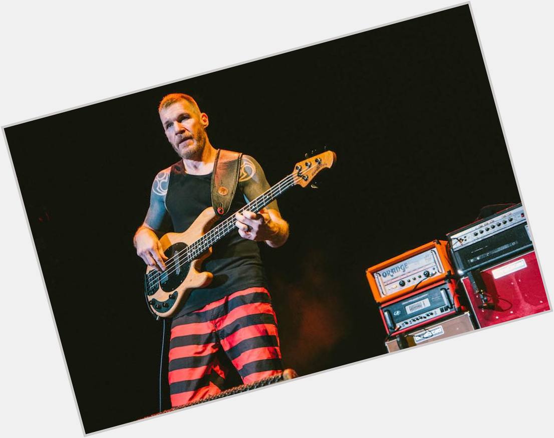 Happy Birthday to one of my favorite bassists!
Happy Birthday to Tim Commerford    