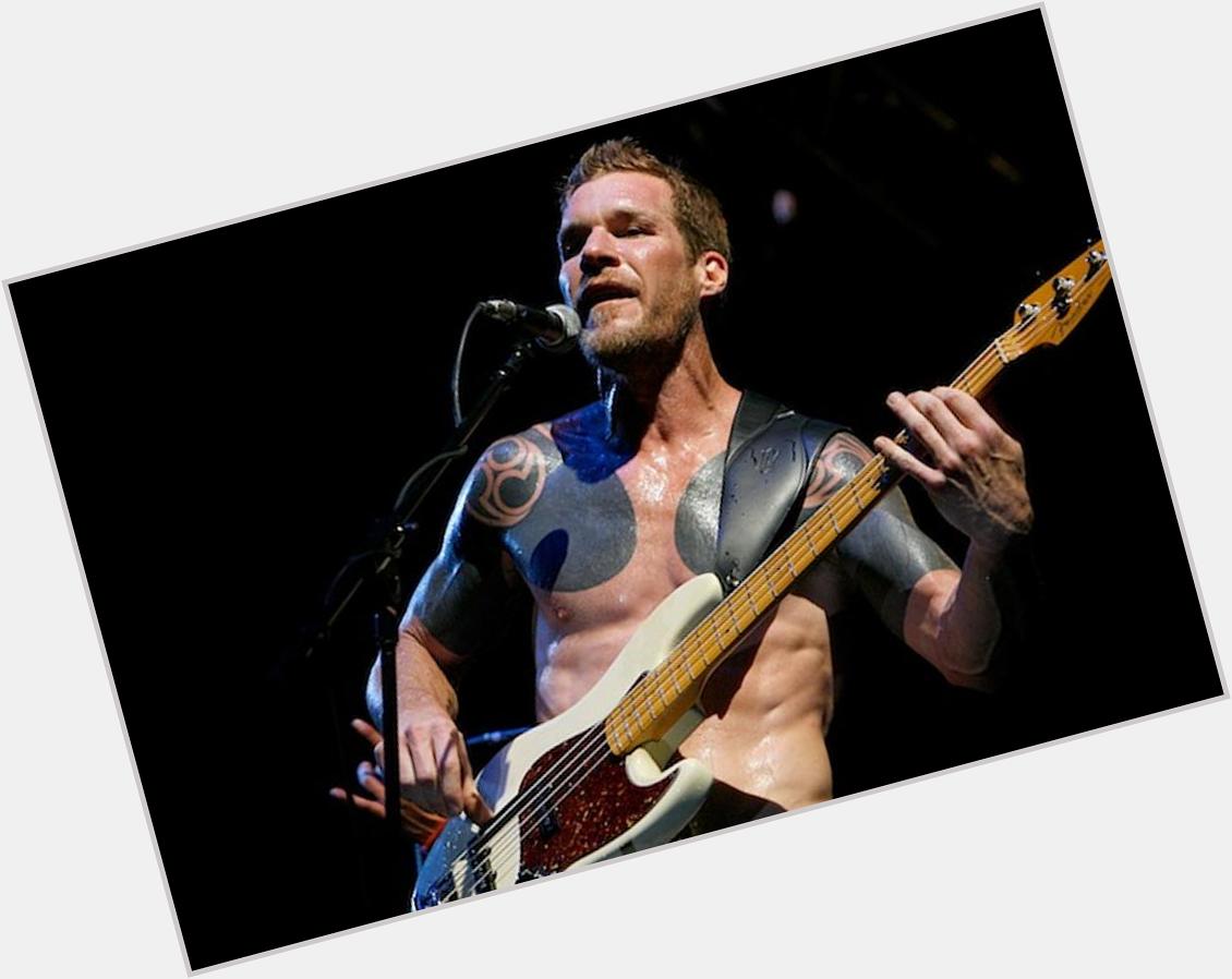 Happy 53rd birthday to Rage Against The Machine bassist Tim Commerford! 