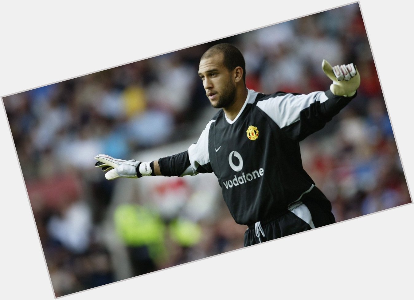 Happy Birthday today to former Red Keeper Tim Howard   