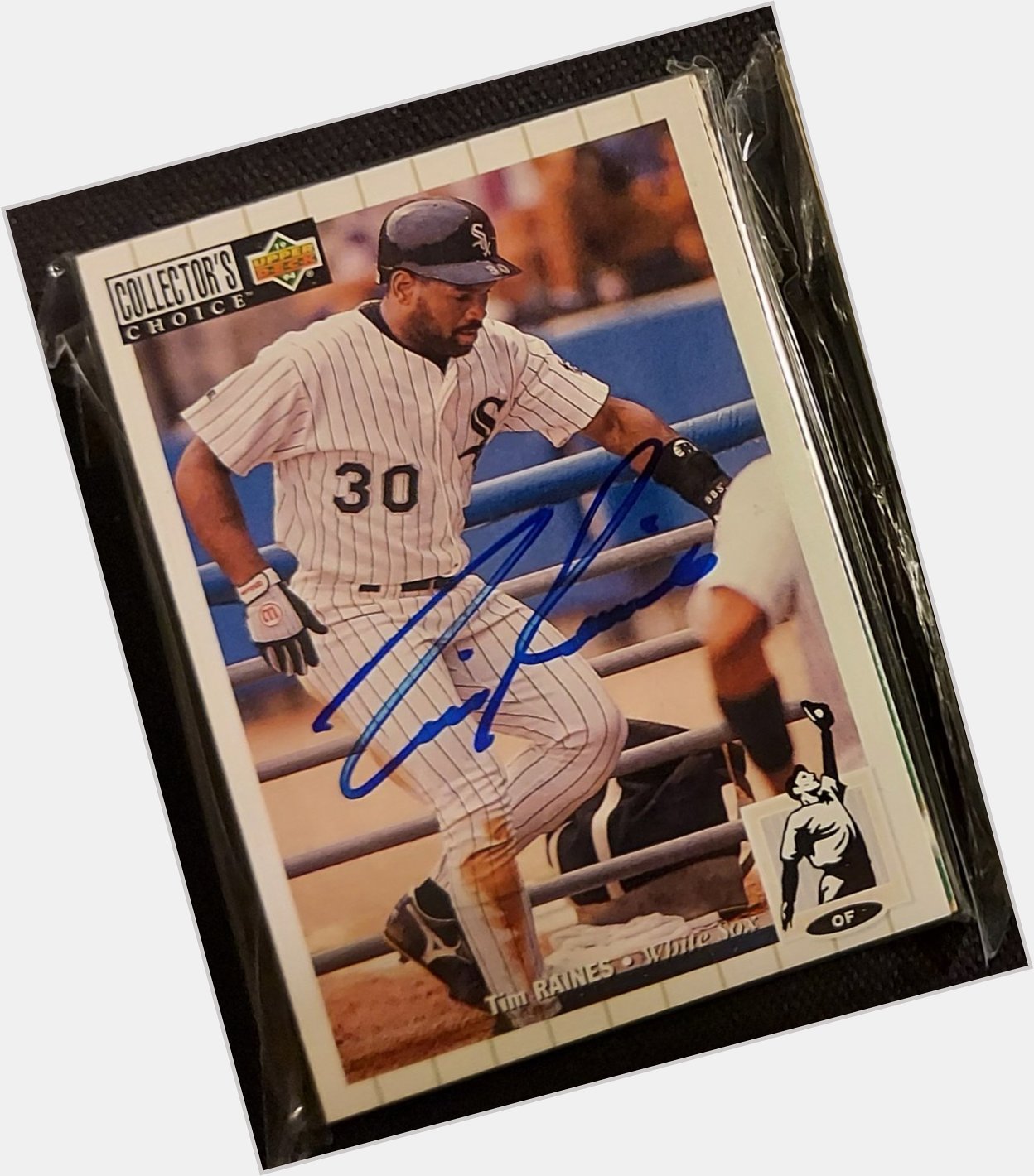 Happy birthday, Tim Raines.
(Recent inclusion in a pack from 