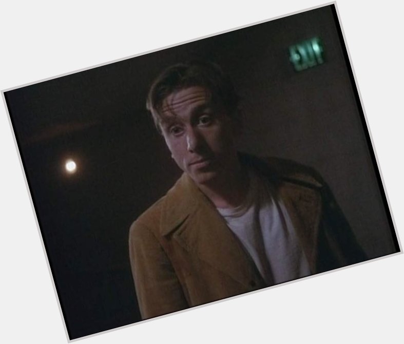Happy Birthday to Tim Roth, star of the Tales from the Crypt episode Easel Kill Ya ! 