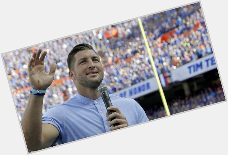 Happy 35th Birthday to Tim Tebow. One of the greatest college football players ever! 