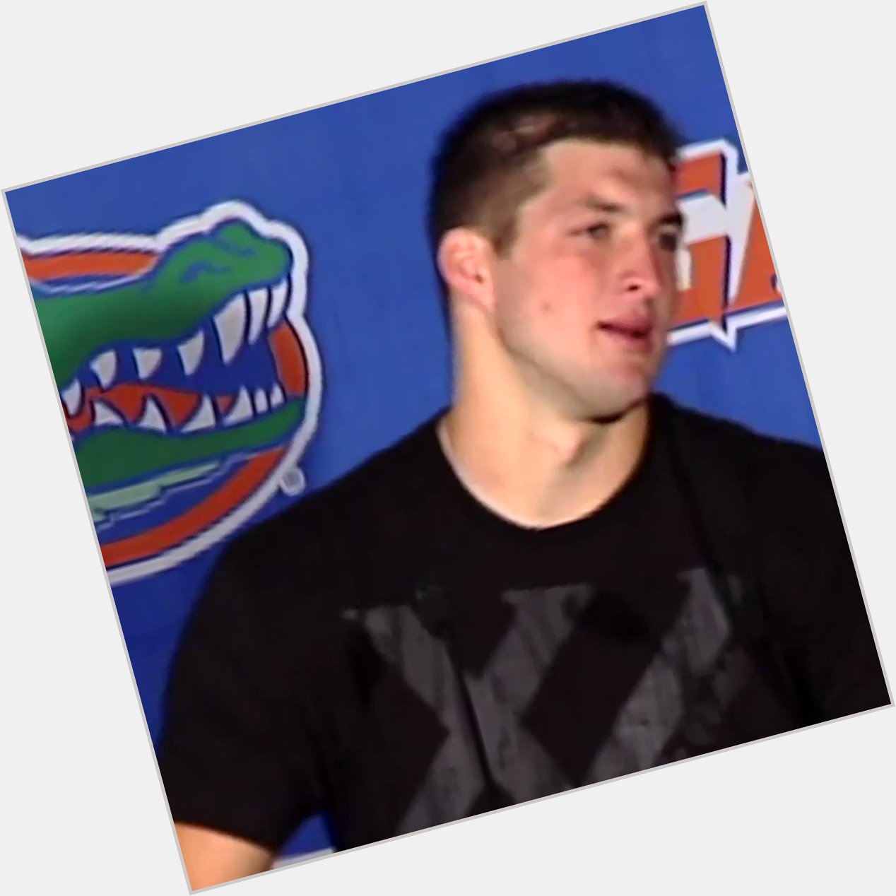 Happy birthday today to Tim Tebow 