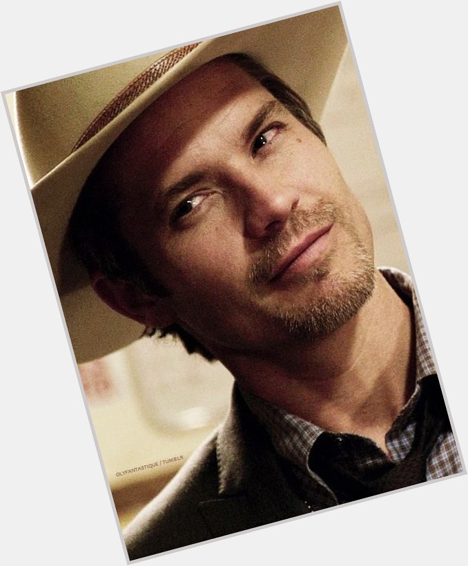 Happy Birthday to Timothy Olyphant and his bone structure. 