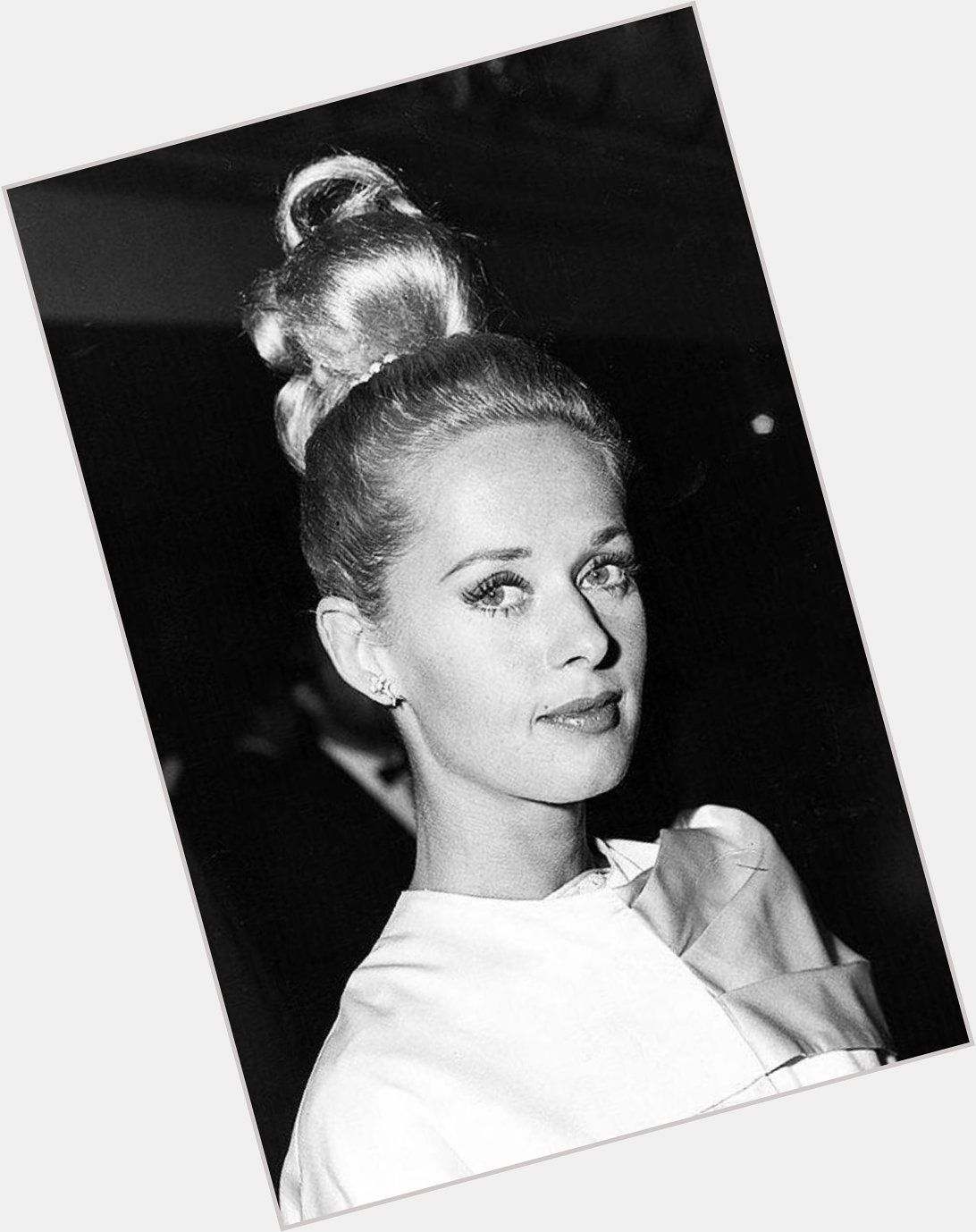 Happy birthday to the one and only Tippi Hedren.   