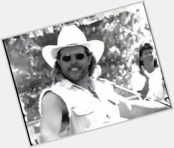  Just wanted to wish you a HAPPY BIRTHDAY from me and Toby Keith!!!!! 