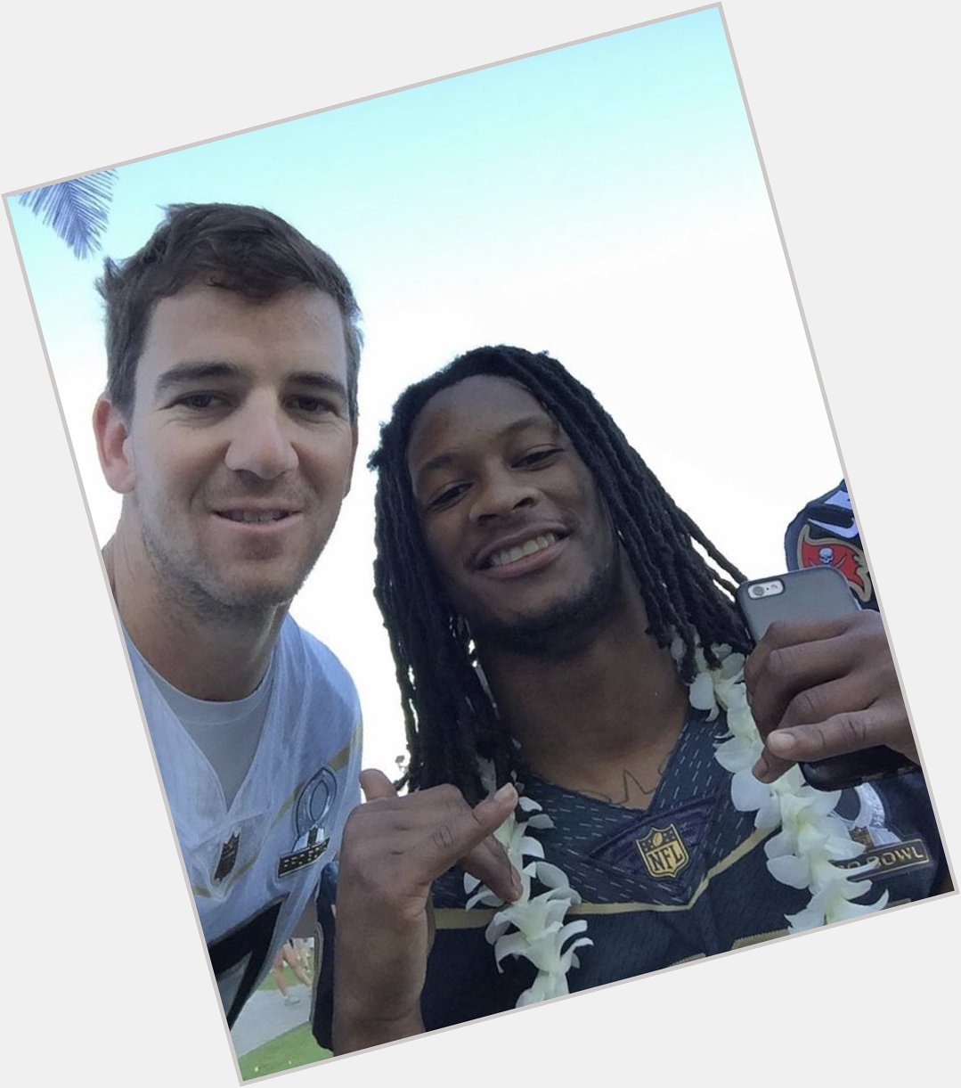 Happy birthday todd gurley my favourite nfl player 