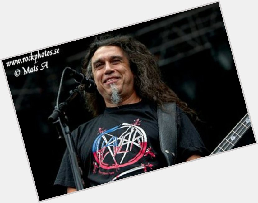 Happy birthday to \s singer and bassist Tom Araya!! Enjoy to the fullest!!   