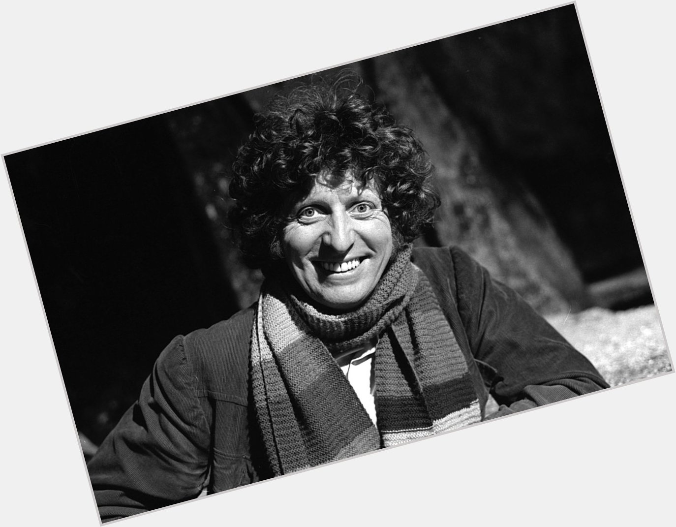 Happy 89th birthday, Tom Baker! What are some of your favourite Fourth Doctor moments? 