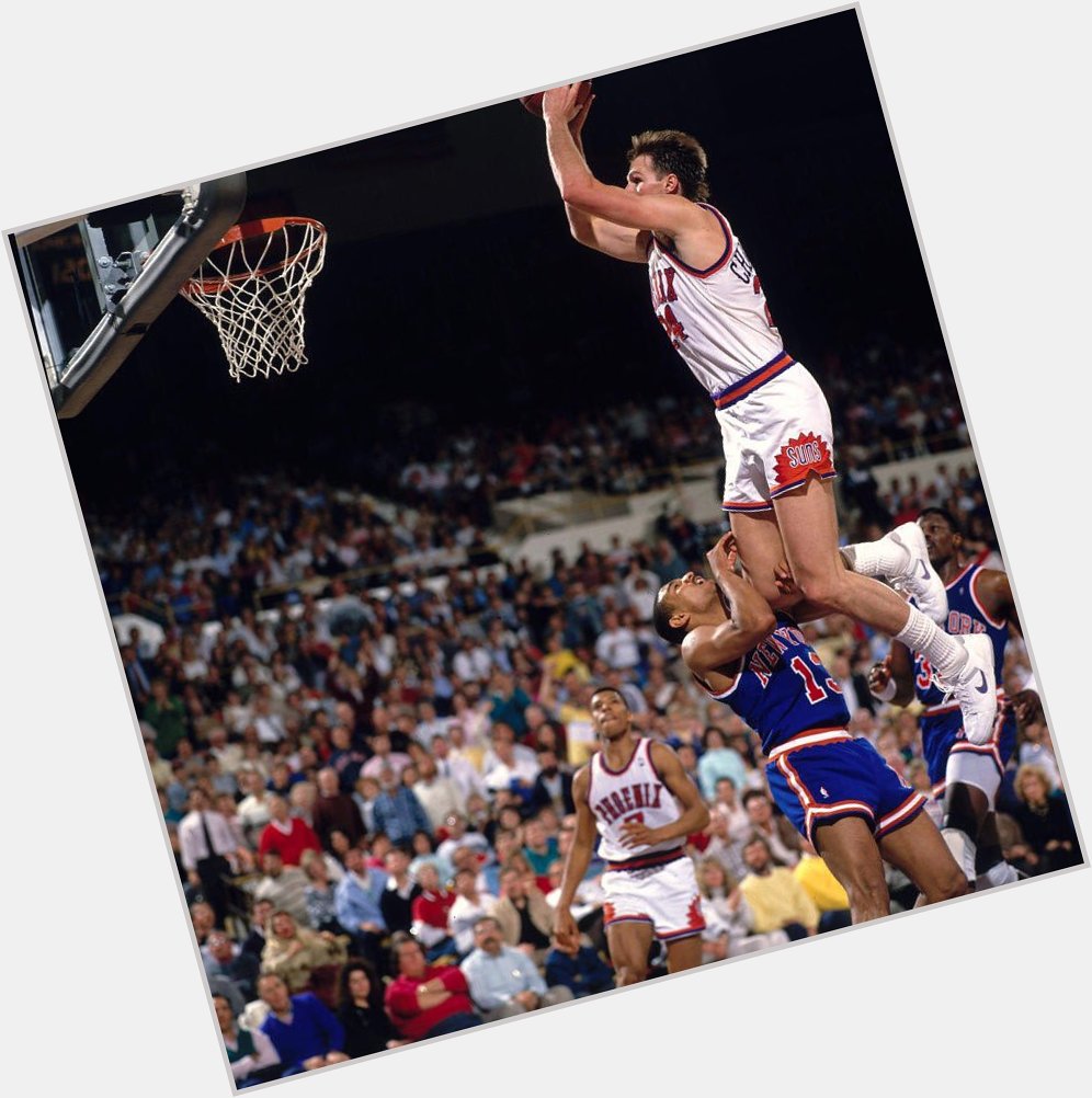 Tom Chambers could GET UP
Played in some of the greatest unis Happy Birthday Chambers! 