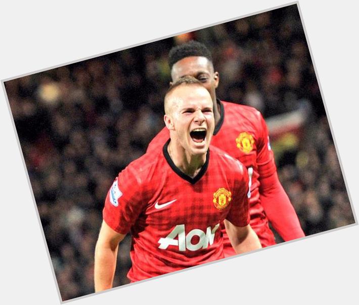 Wishing a very happy 25th birthday to & midfielder Tom Cleverley    Have a good one, Tom 