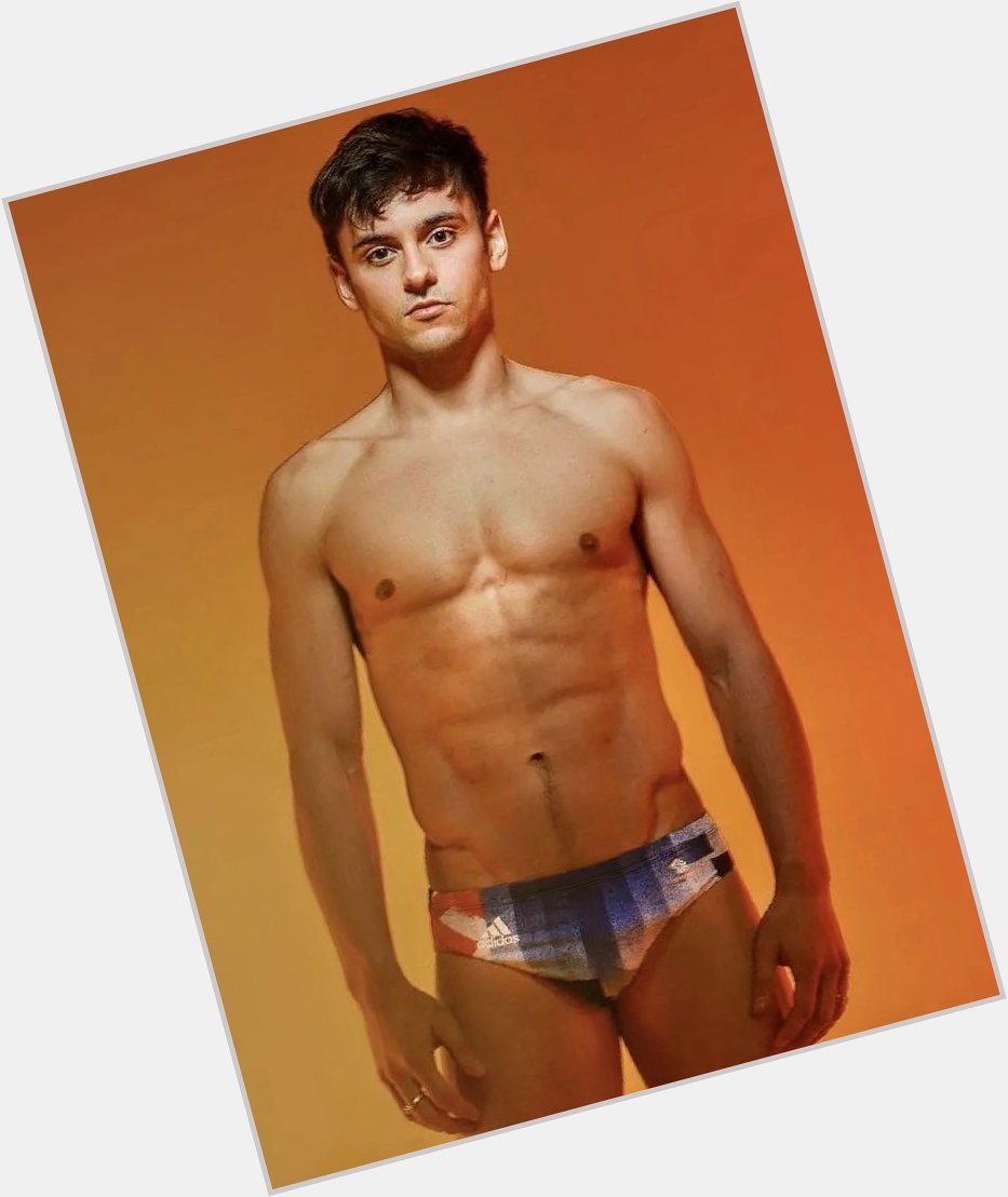 Happy belated birthday to the beautiful Tom Daley... 