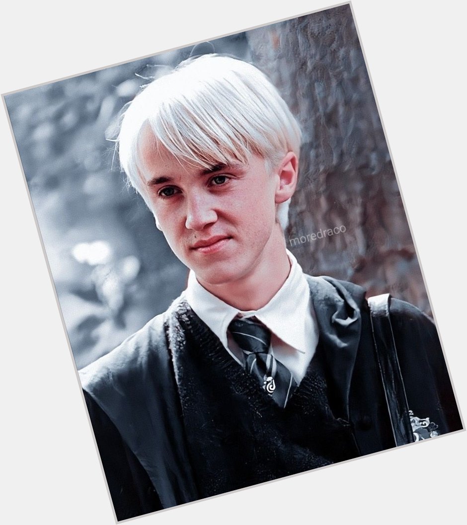 Happy birthday to TOM FELTON. A such amazing actor and singer, hope you have a wonderful birthday!!     