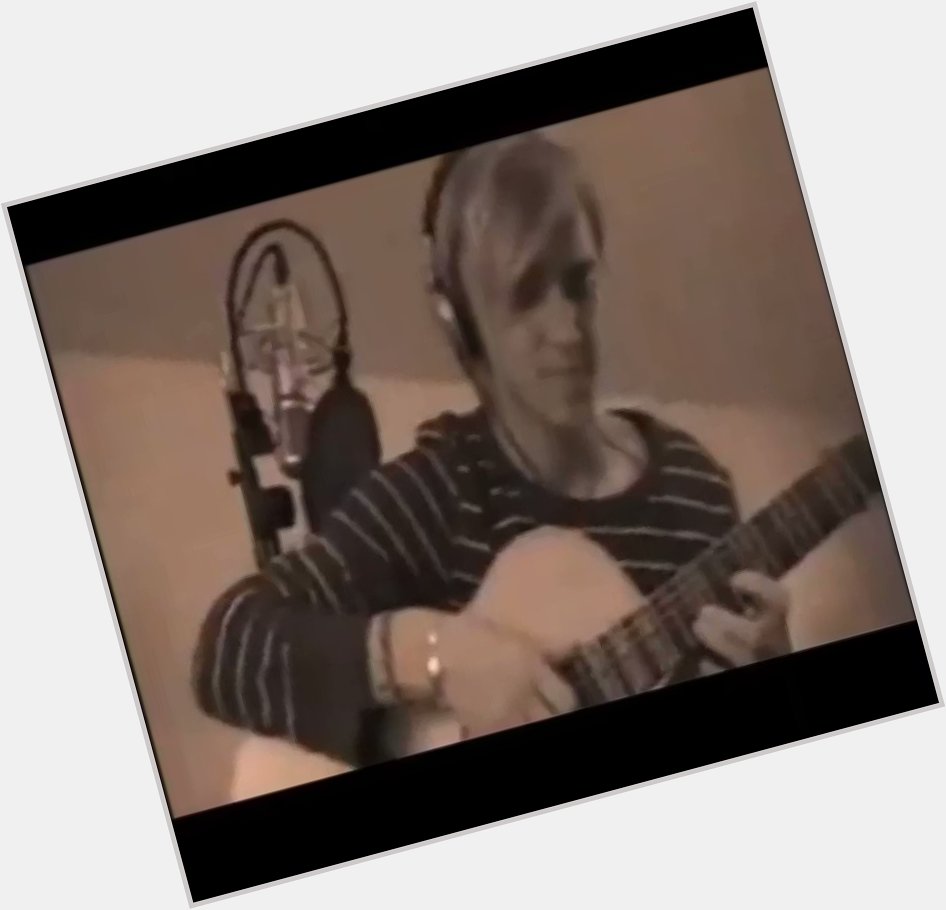 Y\all heard the song but have u ever saw tom felton singing this song happy birthday   