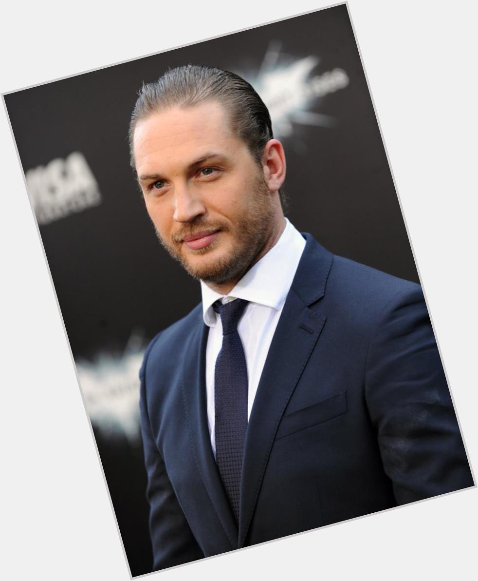 Happy birthday to Tom Hardy, 1 of my favourite actors of all time   