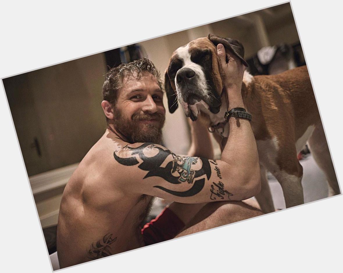 Happy birthday to our favorite dog lover, Tom Hardy.    