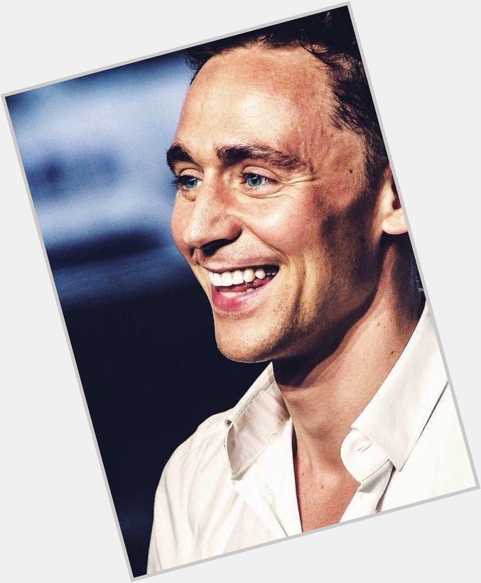Happy birthday tom hiddleston 