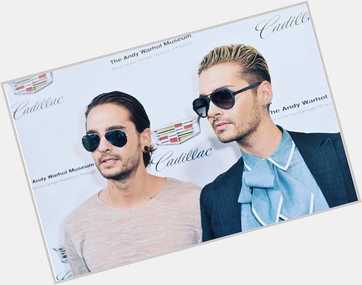 HAPPY BIRTHDAY TO TWO ANGELS WHO DESERVE ALL THE LOVE OF THE WORLD (like everybody, in fact) BILL AND TOM KAULITZ  