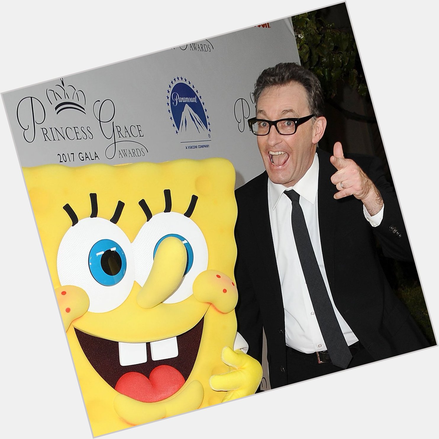 Happy Birthday to Tom Kenny, the man who has brought SpongeBob to life for over 20 years. 