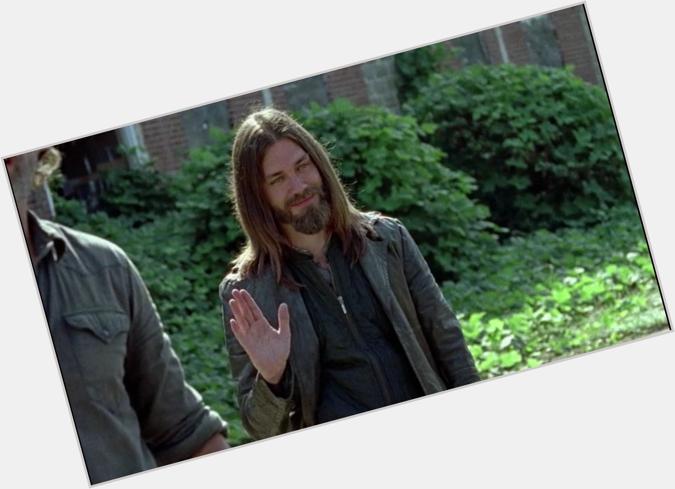 Paul \"Jesus\" Rovia em todos os episódios de The Walking Dead; Seasons 6 - 9, a thread:

Happy Birthday Tom Payne! 
