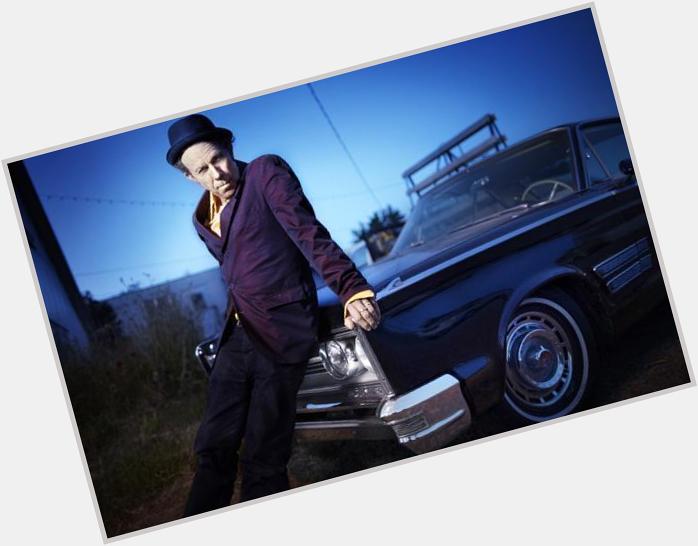 Happy birthday, Tom Waits! He\s 66 today! What\s your favourite album by the great man..? 
