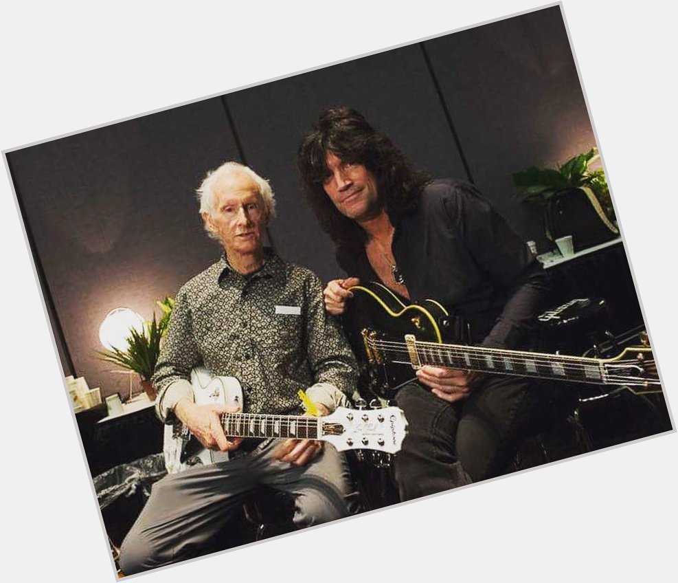 Happy Birthday Robby Krieger.. Master.. in pic with 