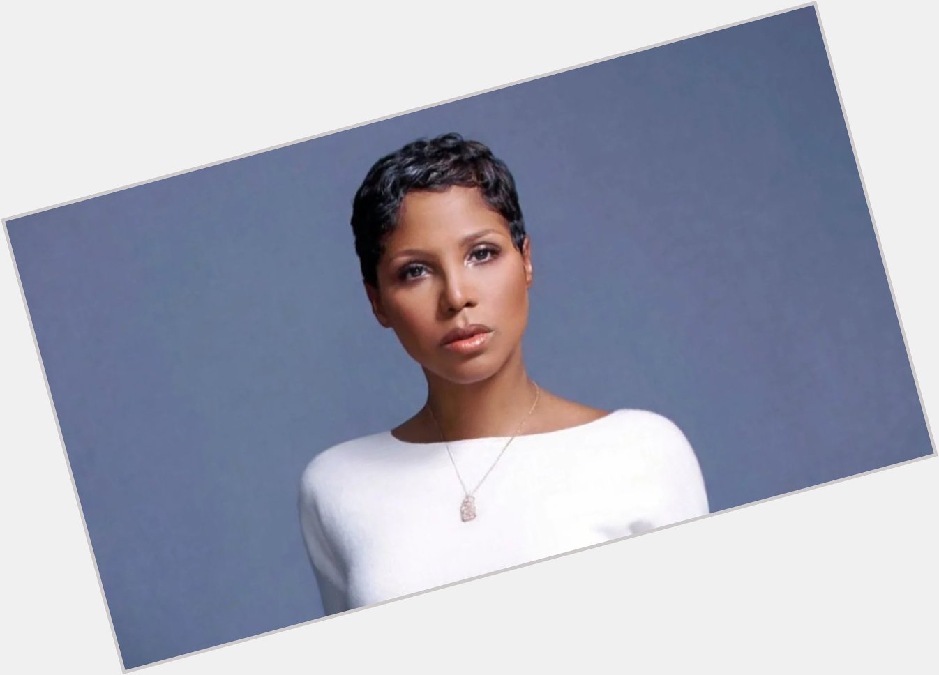 Happy Birthday to the one and only Toni Braxton! What s your fave Toni song? 