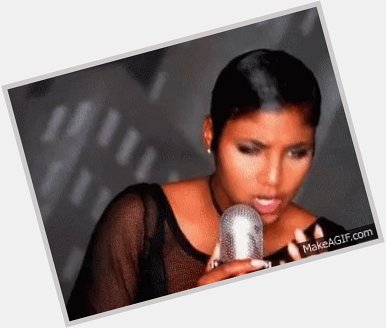 Happy Birthday Toni Braxton! One of the most breathtaking humans the world had ever seen with the voice of an angel. 