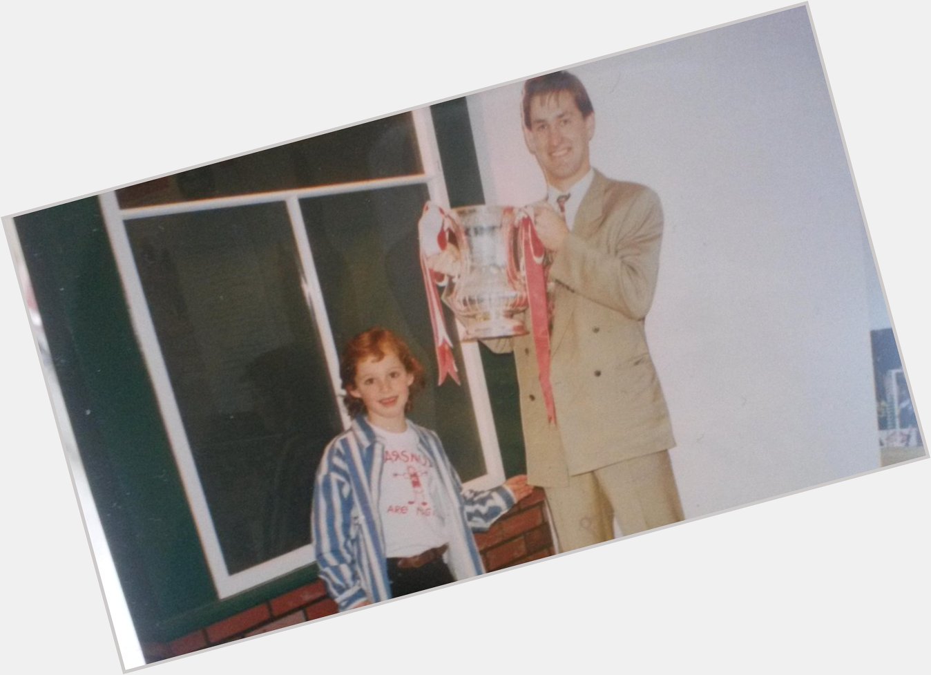 My childhood hero and best ever captain. happy birthday Tony Adams (the real guy, not the cardboard cutout) 