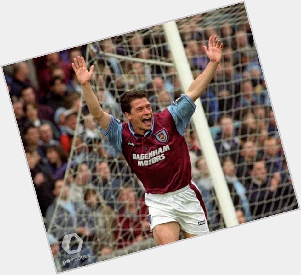 Wishing a very happy birthday to Tony Cottee   279 apps
115 goals 