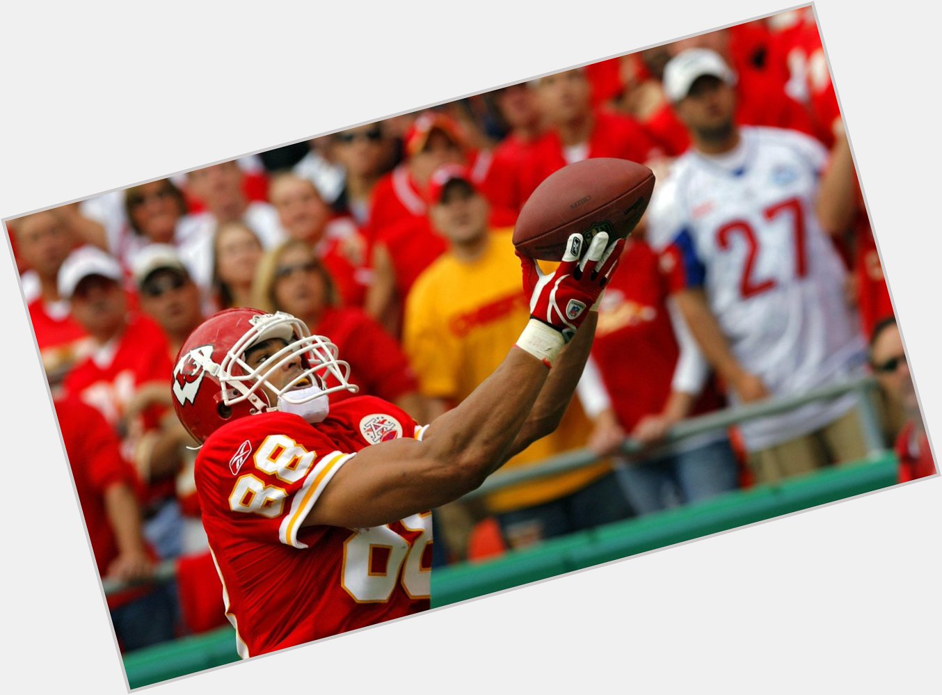 Happy Birthday to Tony Gonzalez, who turns 39 today! 