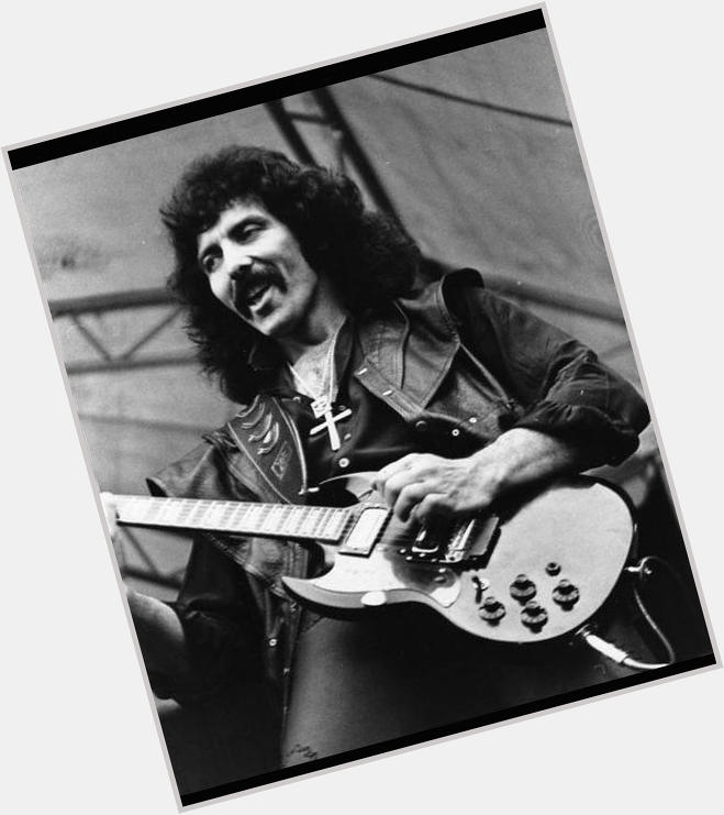 Neil: Happy Birthday to Black Sabbath\s Tony Iommi! What\s your fav Sabbath song? 