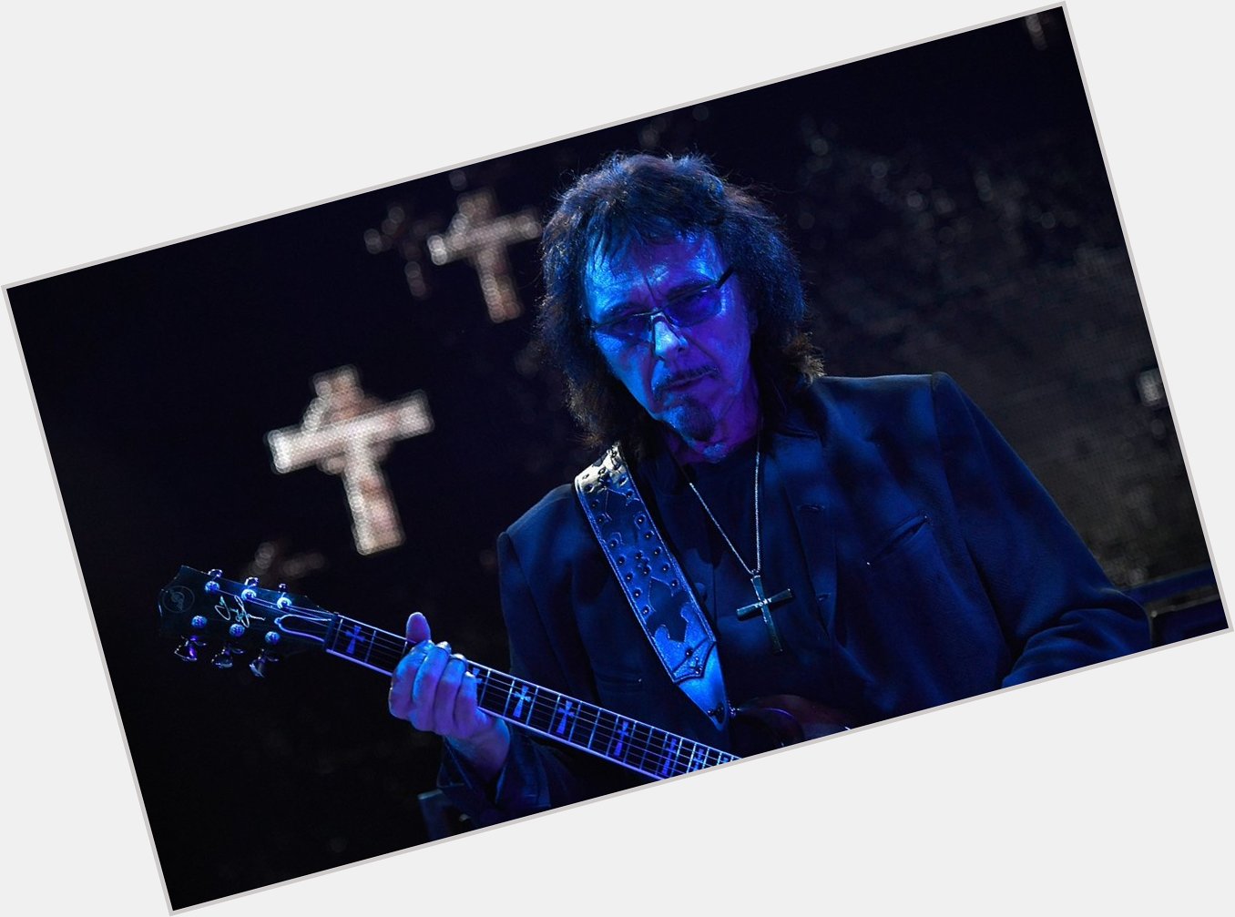 Happy birthday to the Godfather of Metal himself, Tony Iommi! What\s your favorite Black Sabbath song? 
