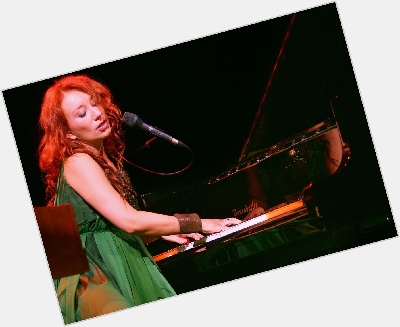 Happy birthday to the one and only Tori Amos. 