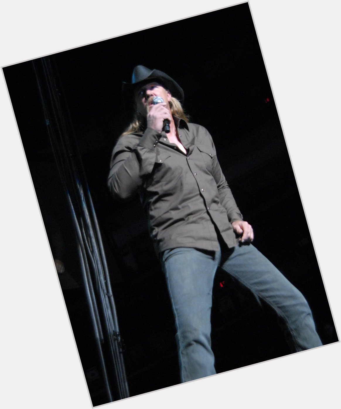 Wishing happy birthday to Trace Adkins! Here\s a \"Million Dollar View\" from 2008 at The Schott 